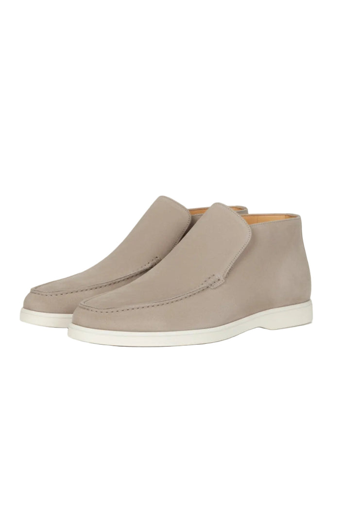 Men's Suede Loafers – Slip-On Chukka Style, Flat Heel – Greige