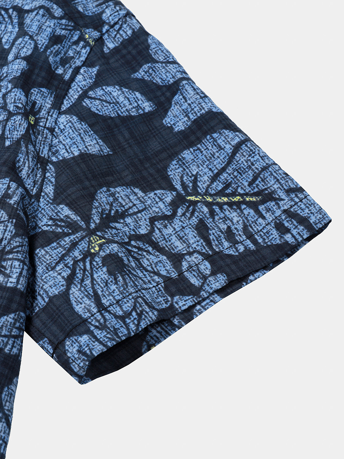 Hibiscus Vacation Short Sleeve Shirt