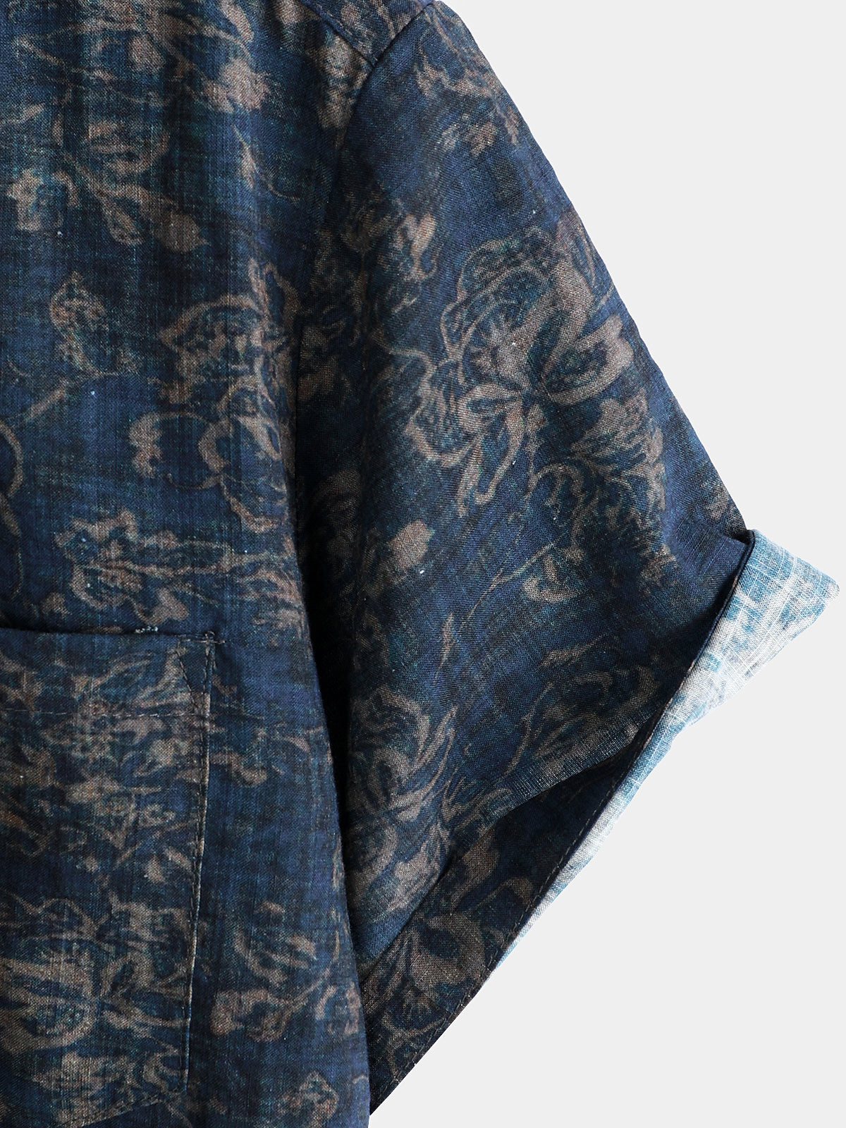 Short-Sleeve Summer Shirt with Pocket and Retro Floral Print