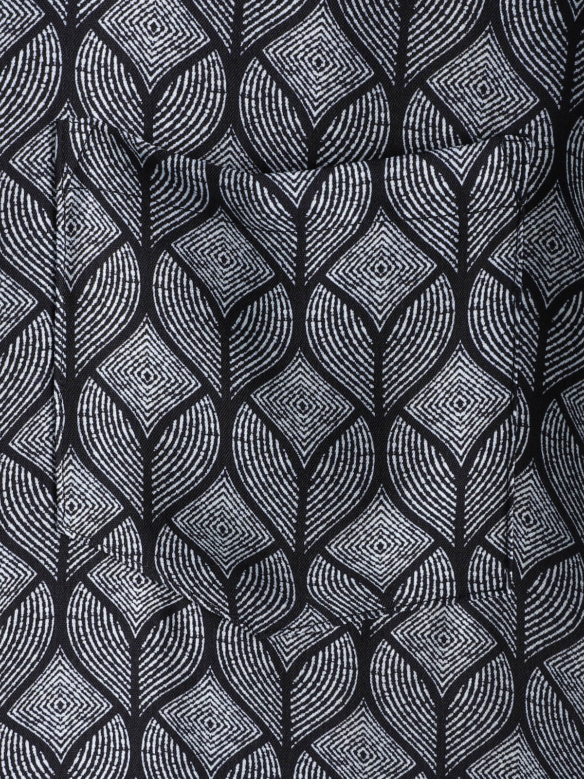 Retro Black Geometric Print Pocket Short Sleeve Shirt