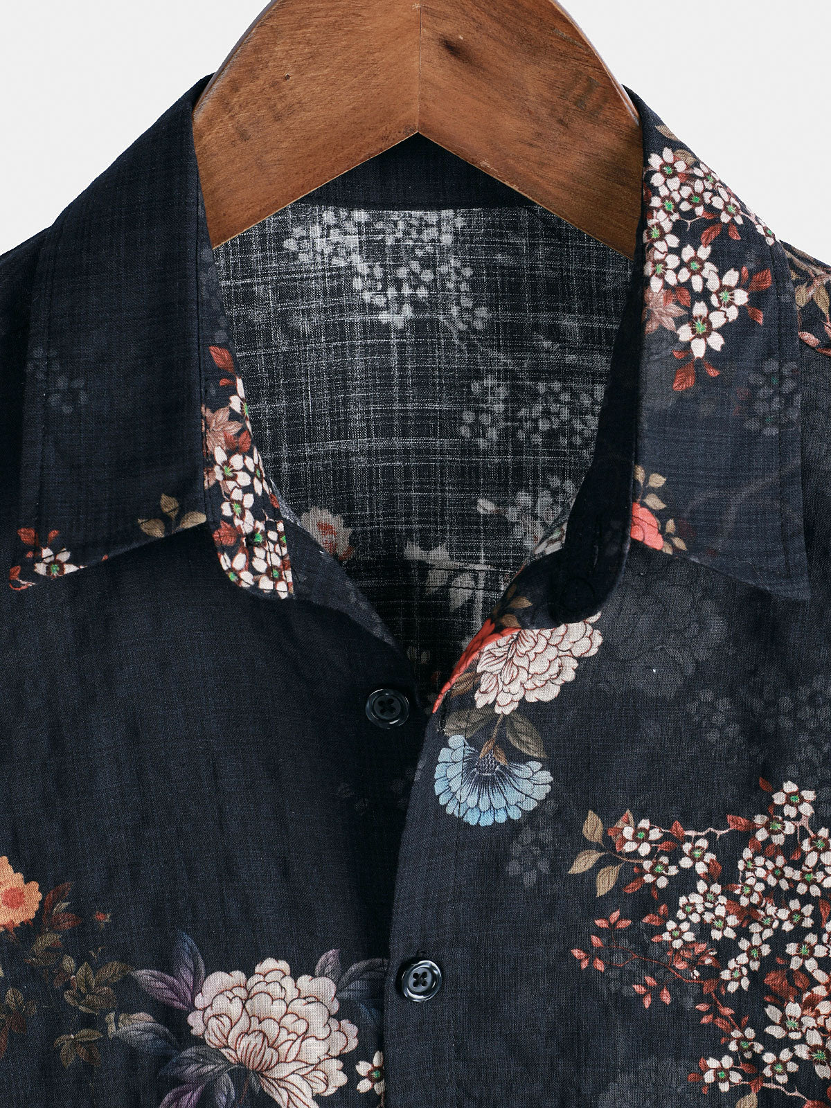 Button-Up Short Sleeve Shirt with Retro Floral Pattern, Ideal for Vacation