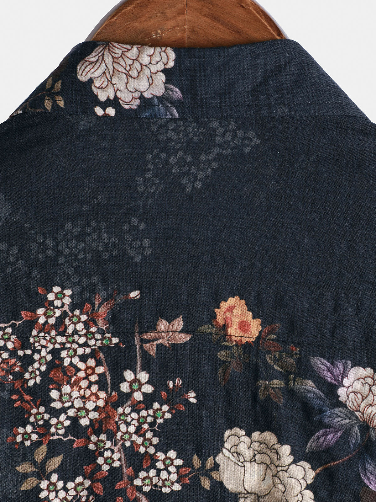 Button-Up Short Sleeve Shirt with Retro Floral Pattern, Ideal for Vacation