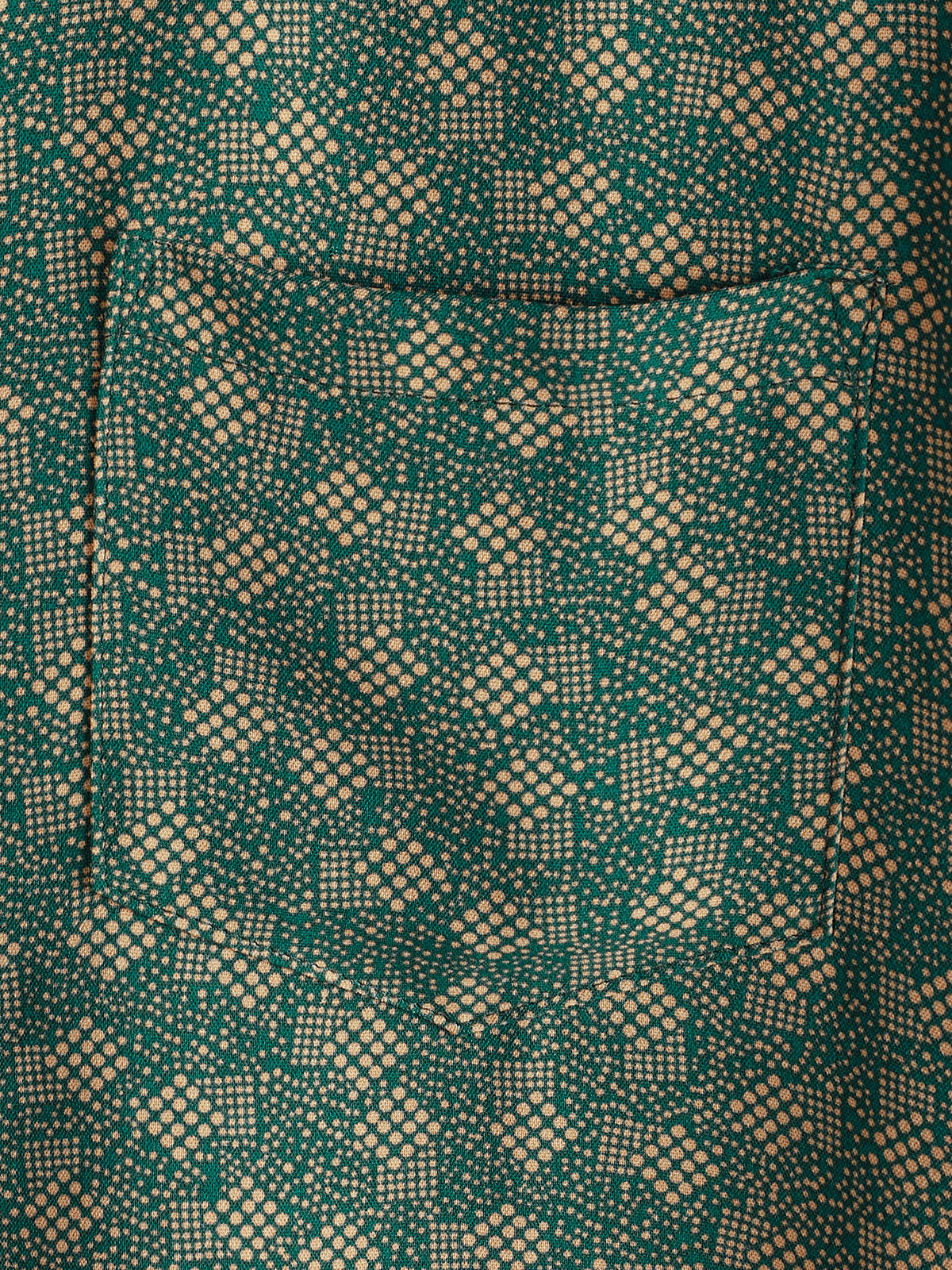 Short-Sleeve Shirt with Green Pocket and Retro Geometric Print