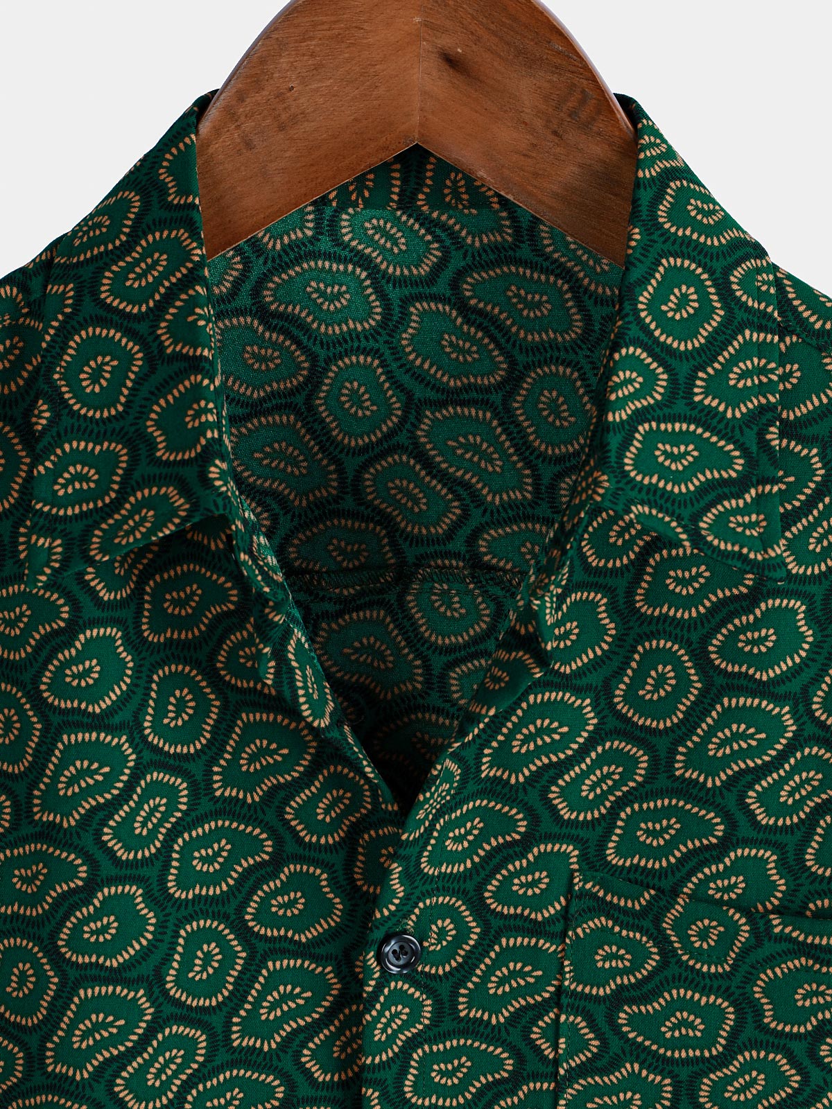 Short-Sleeve Shirt with Green Abstract Pattern Pocket