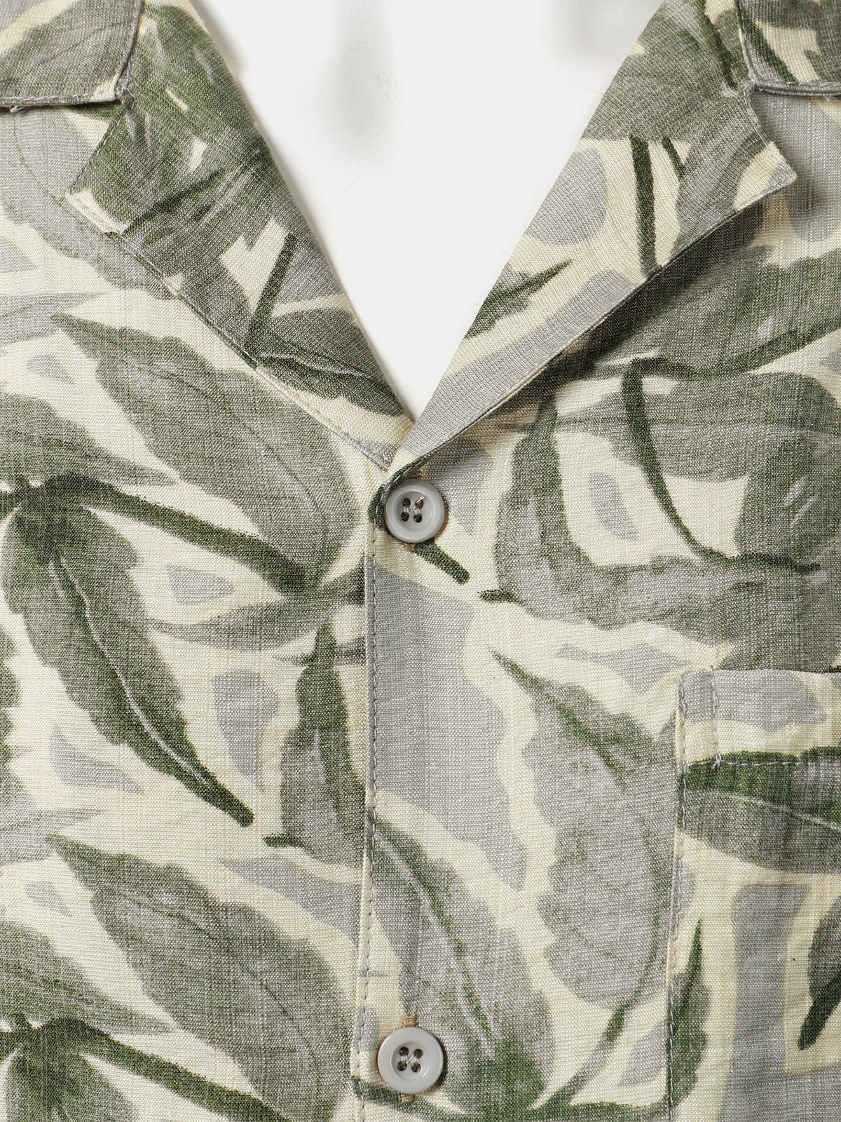 Green Resort Short Sleeve Shirt with Tropical Print Pocket
