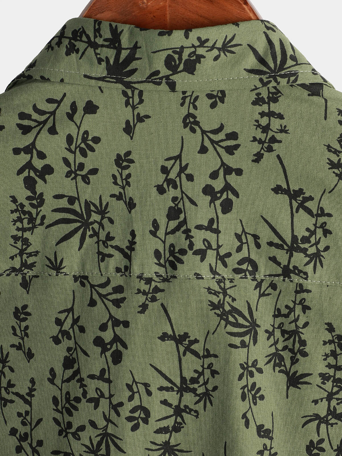 Retro Green Hawaiian Short Sleeve Shirt with Floral Print, Button-Up, Perfect for Summer Vacation