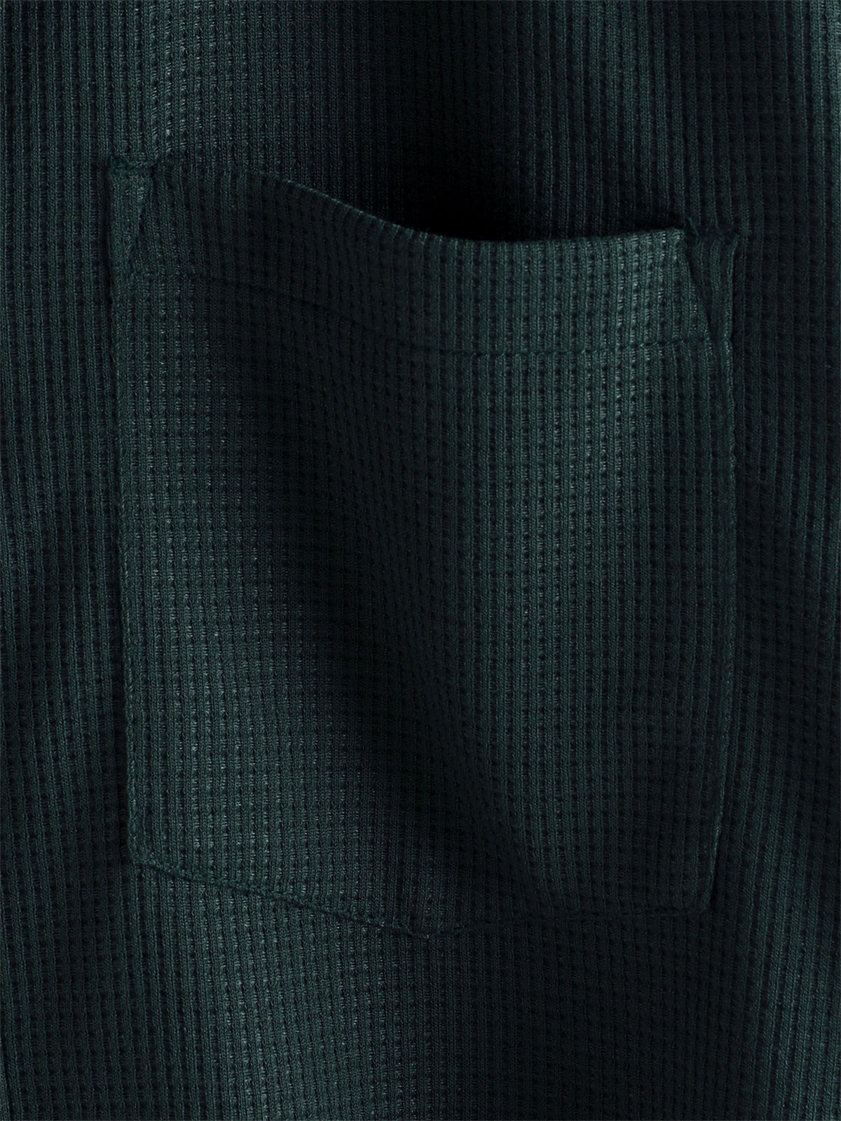 Casual Short-Sleeve Summer Shirt, Quilted Pattern, Perfect for the Beach