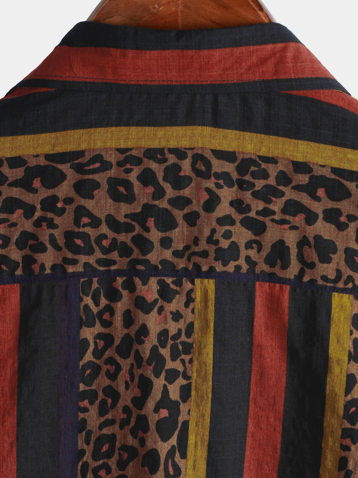 Button-Up Short Sleeve Shirt with Vintage Leopard Vertical Stripes