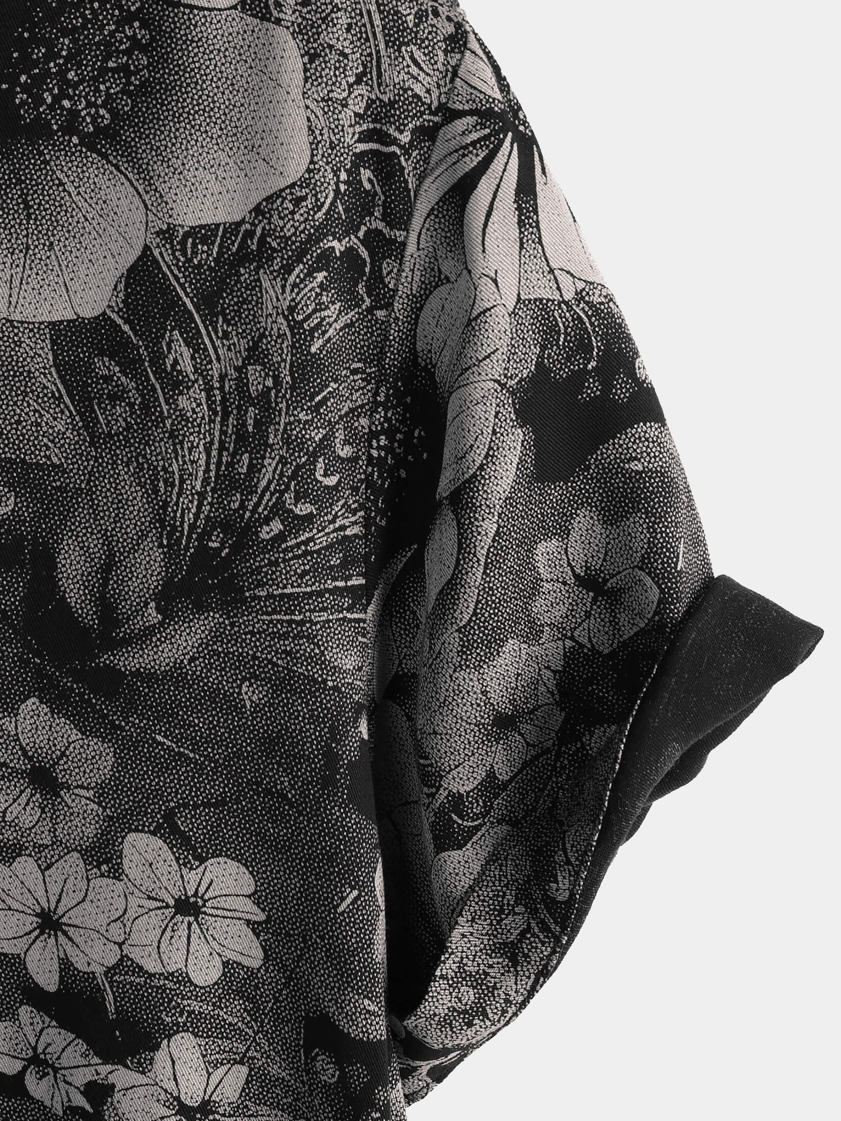 Hawaiian Short-Sleeve Button Shirt, Vintage Style, Floral Motif, for Summer Vacation