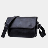 Jeppe™ - Essential Sling Bag