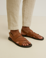 Lanaro | Elegant Cross Sandals