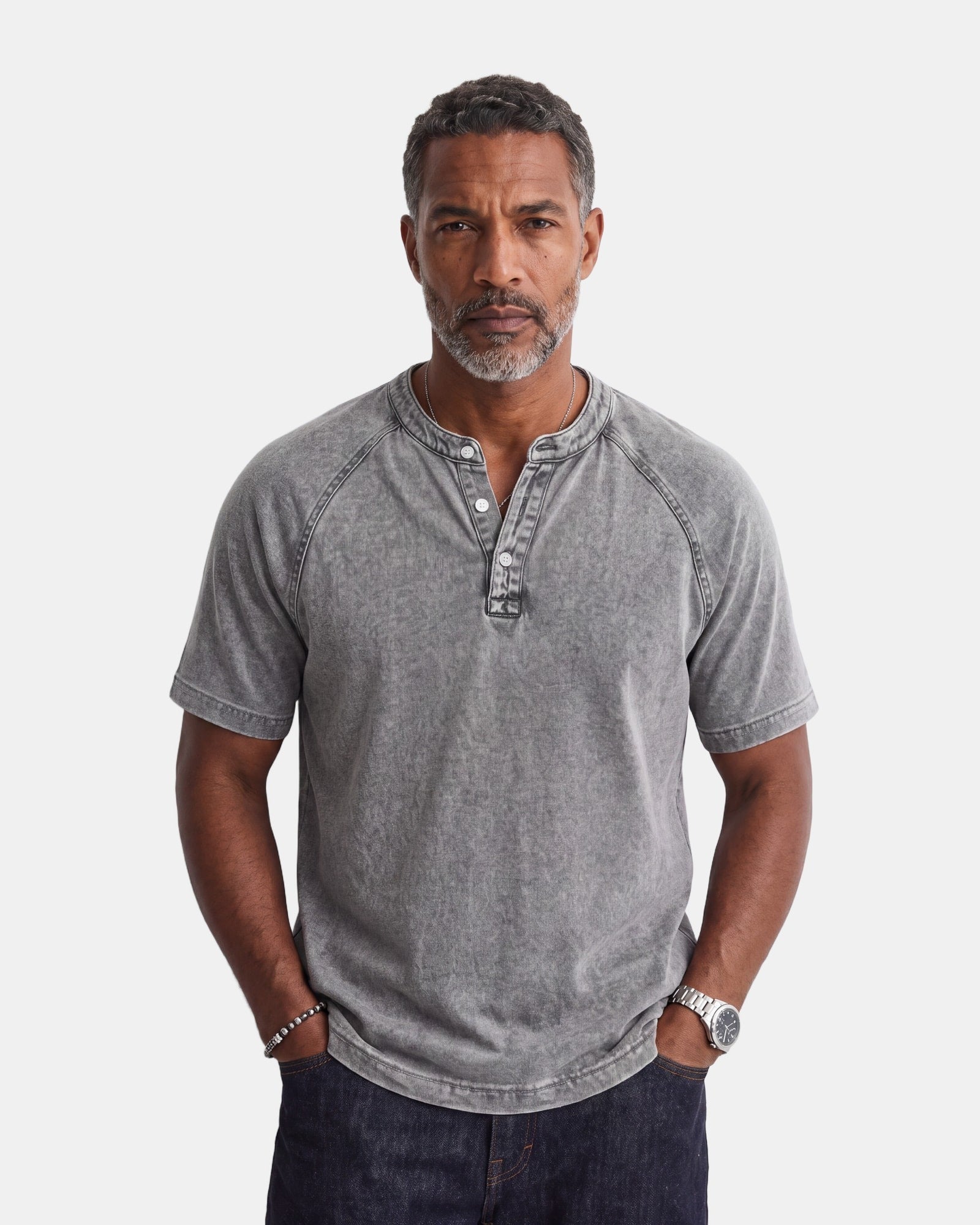 Nicholas - Vintage Button T-Shirt for Men Gray, photo studio