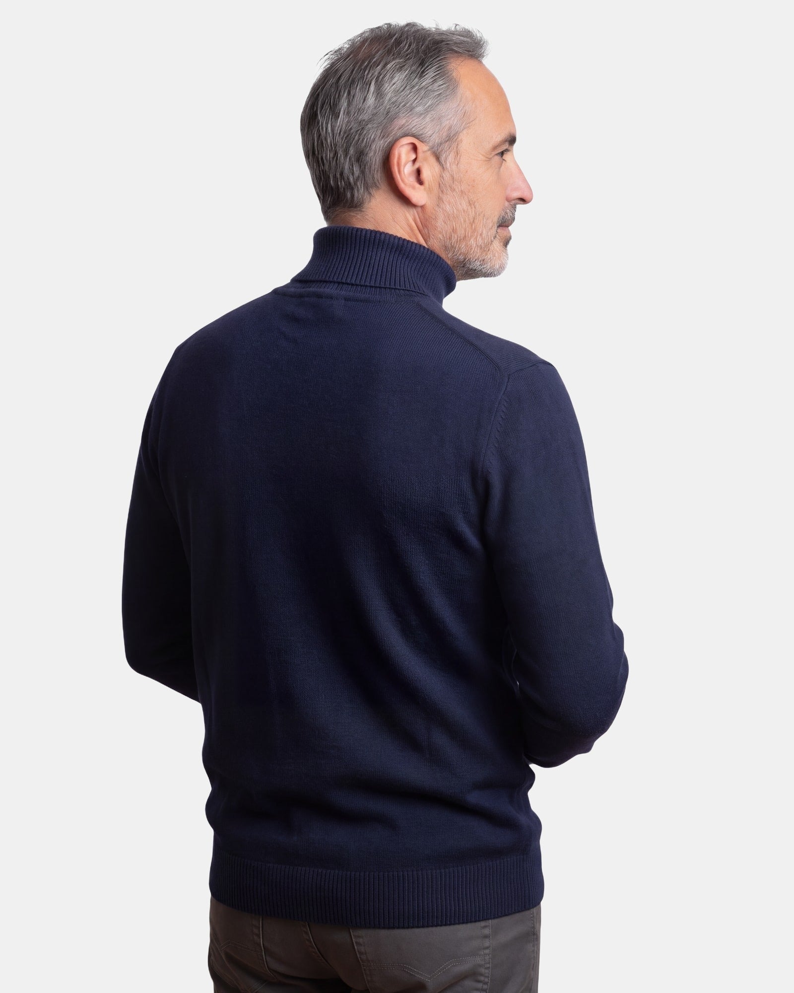 Monte Carlo Turtleneck Navy Blue, photo studio